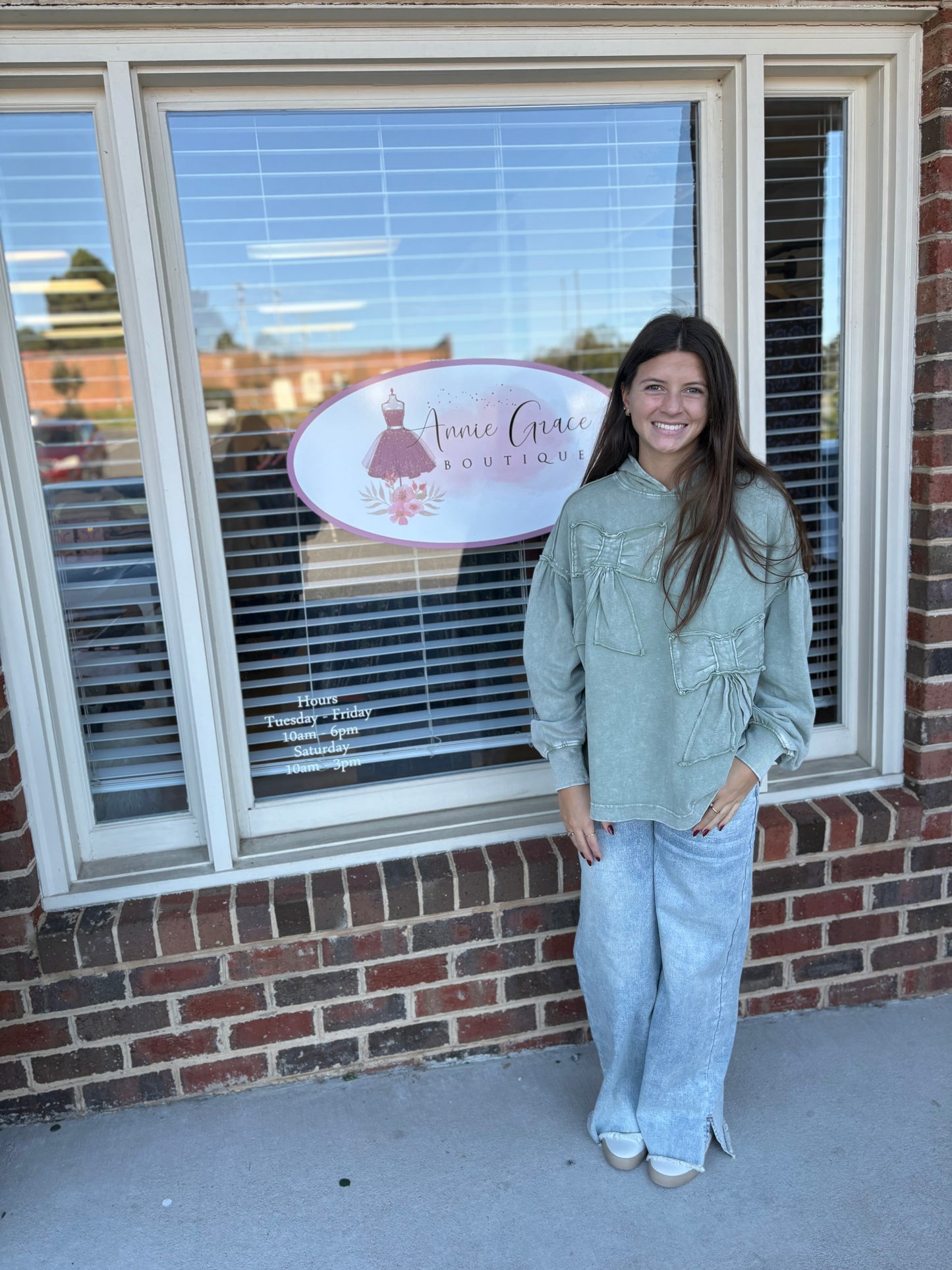 BOW PATCH WASHED TERRY HOODIE