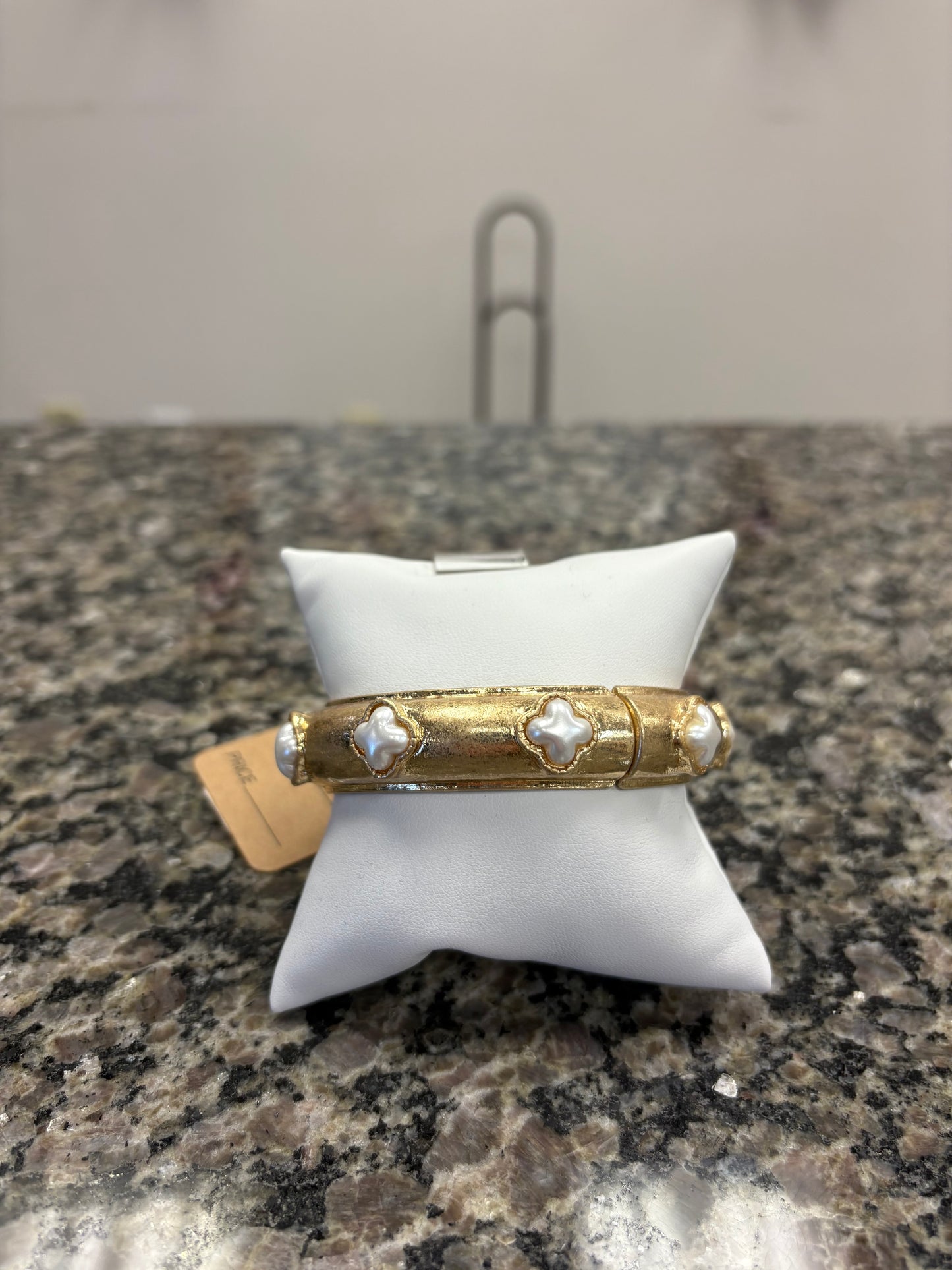 Neema Clover Stretch Bracelet