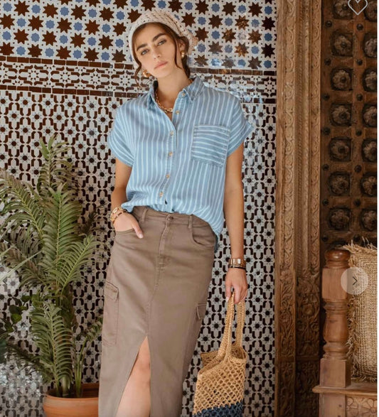 Stripe chambray short sleeve button shirt