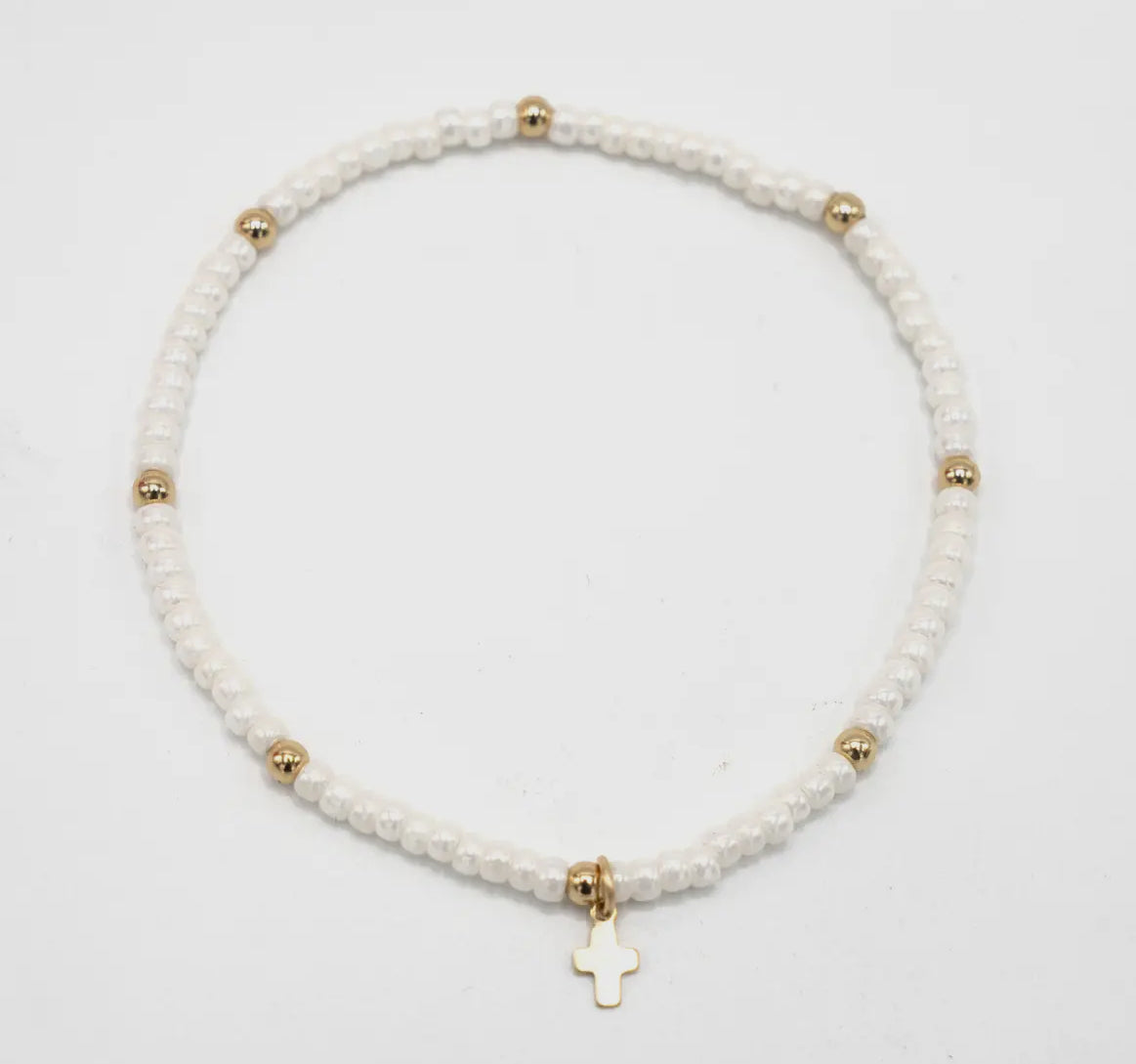 Luxe Cross Pearl Bracelet