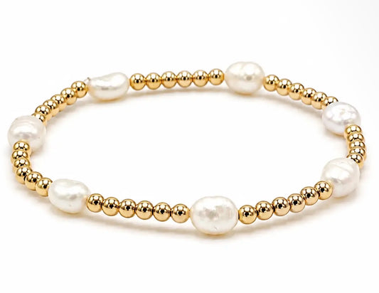 E.G. Baroque Pattern Pearl bracelet