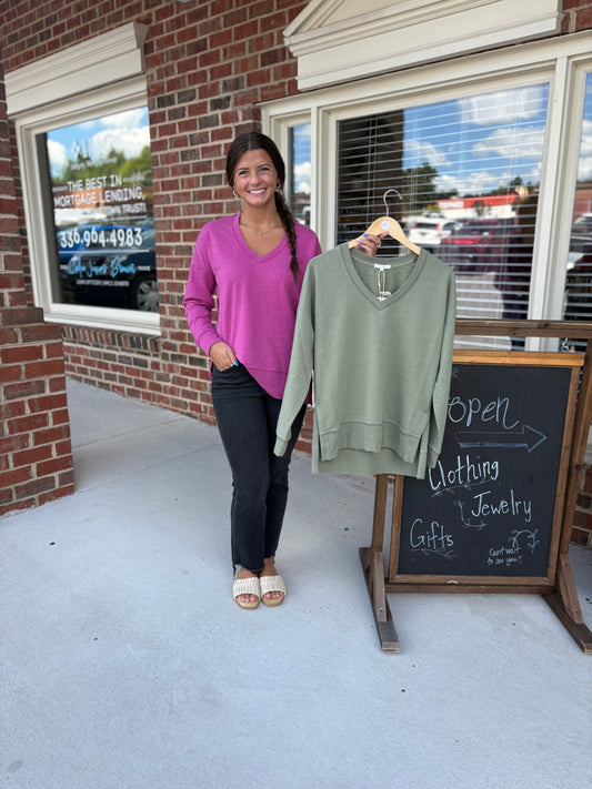 Magenta Modern V Neck Weekender
