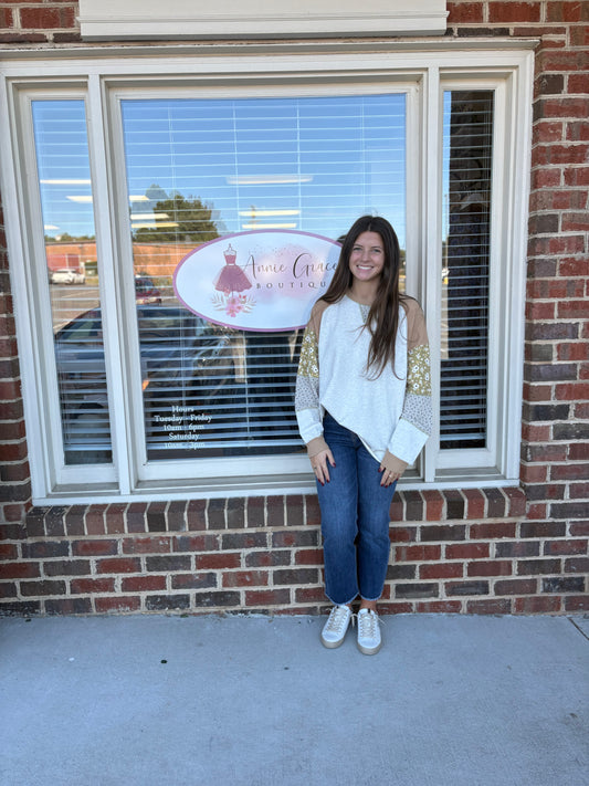 PATCHWORK SLEEVE PULLOVER